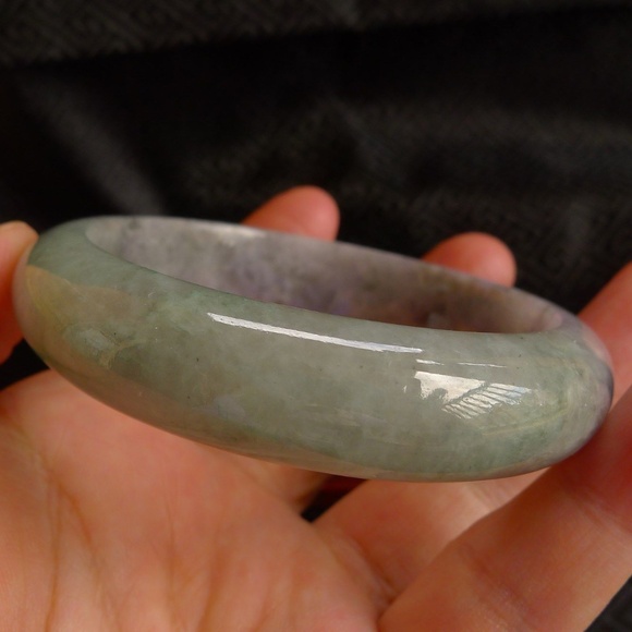 100% natural untreated jade jadeite bangle bracelet light green hand carved 59mm - Picture 4 of 12